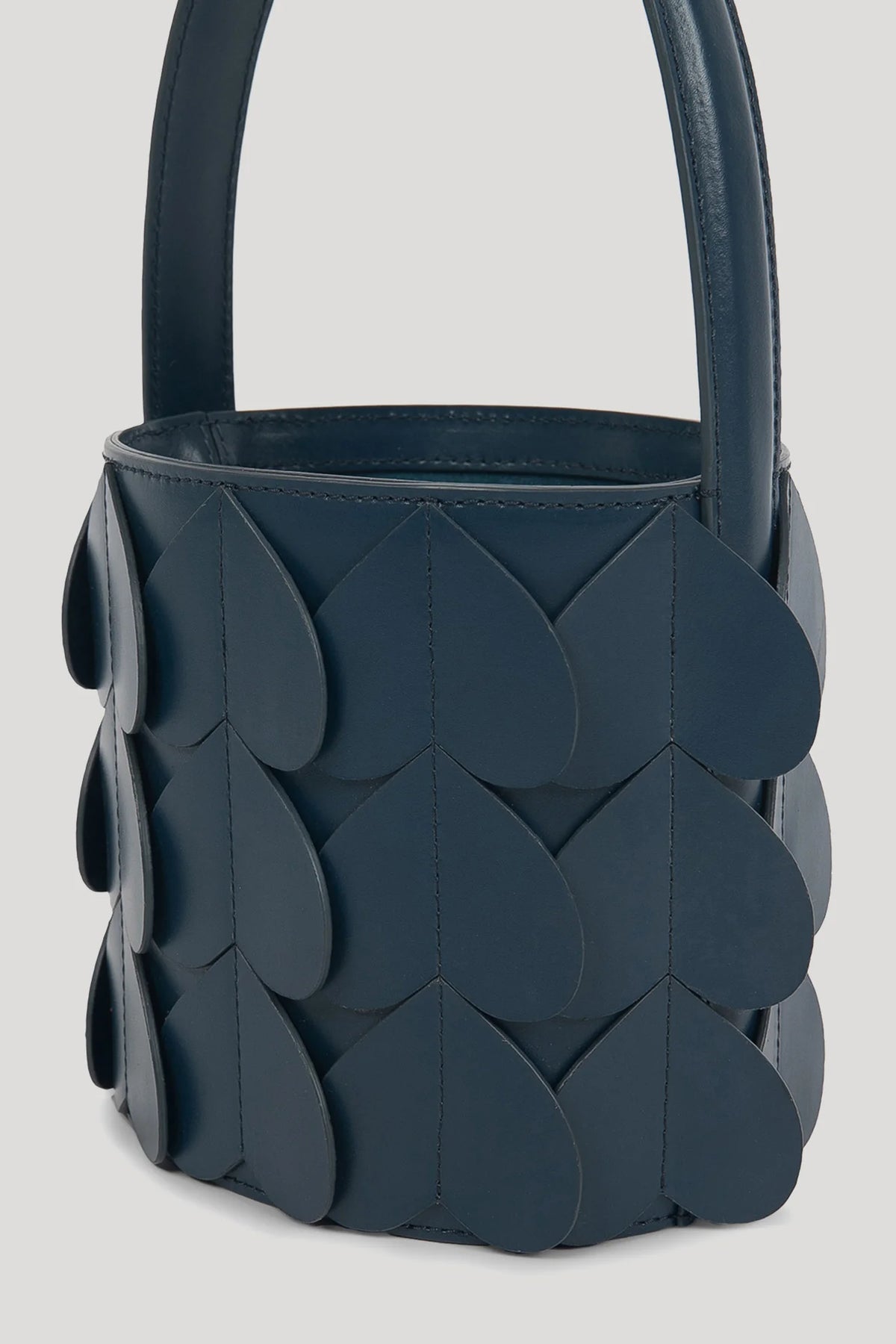 Marine Whirlpool Bucket Bag