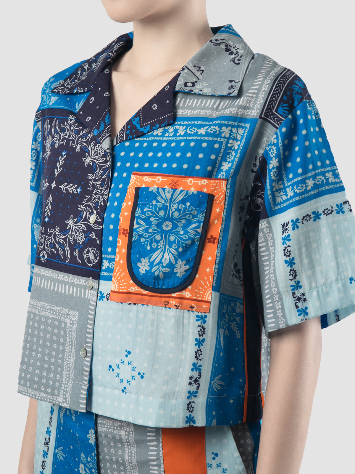 Kai navy bandana cropped short-sleeved shirt
