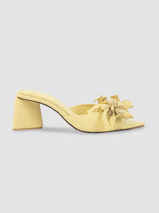 Pastel yellow Jireh heels