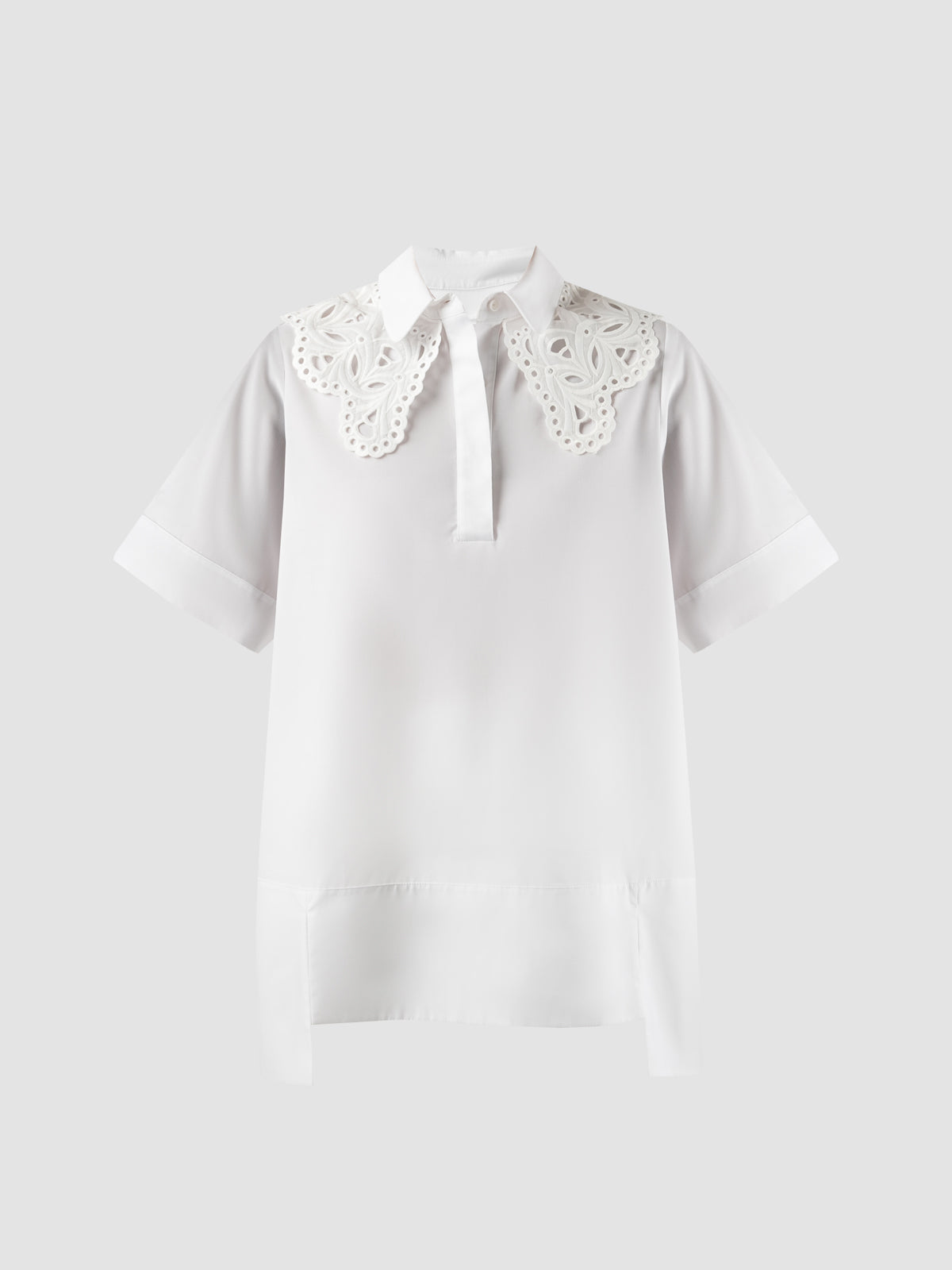 Gantari off white Maison blouse with embroidered collar
