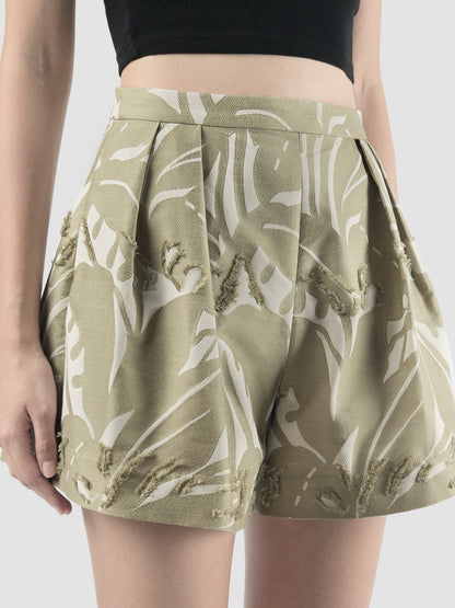 Sage green Score pleated short pants