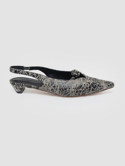 Cracking Beige Valencia Pumps