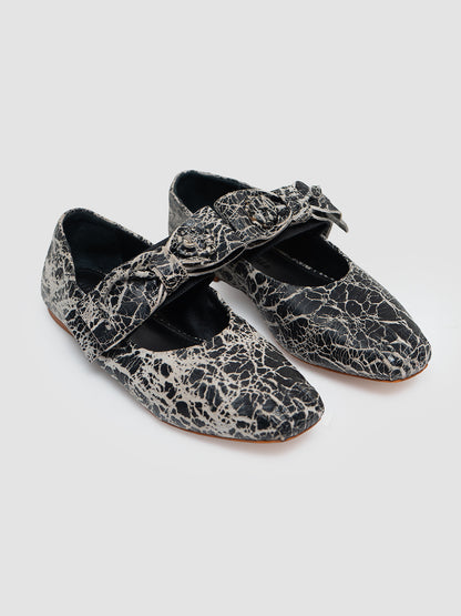 Cracking Beige Evelina Ballet Shoes