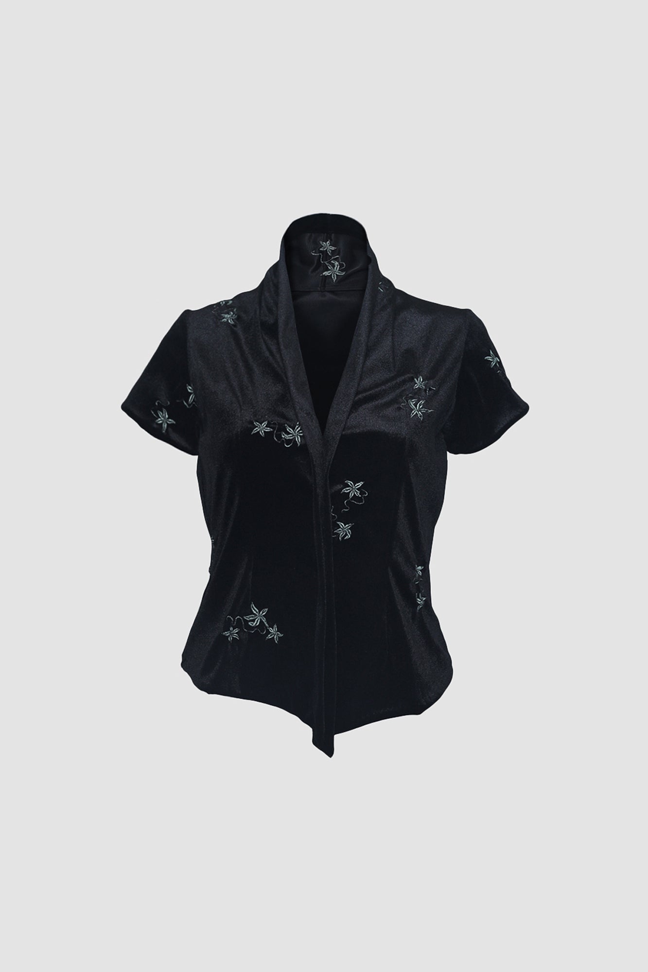 Black Dainty Embroidered Cap Sleeved Kebaya Encim