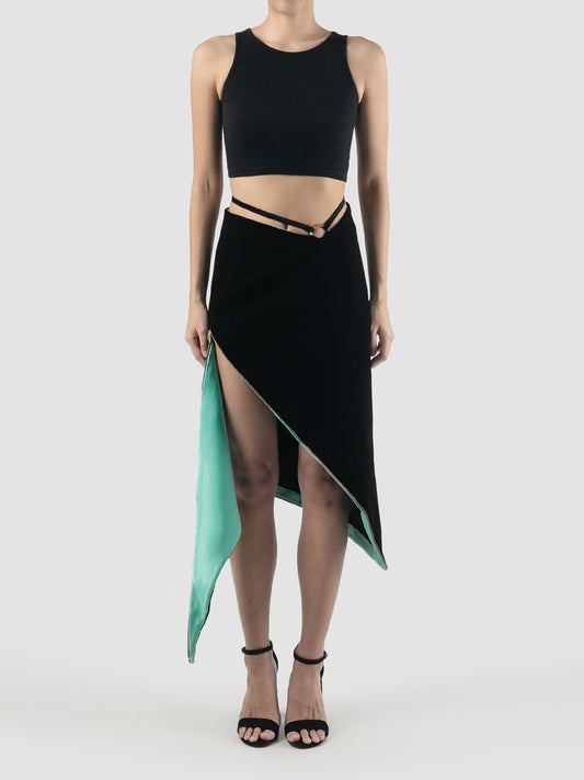 Black asymmetrical skirt with side zipper slit
