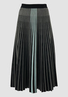 Black knit pleated skirt
