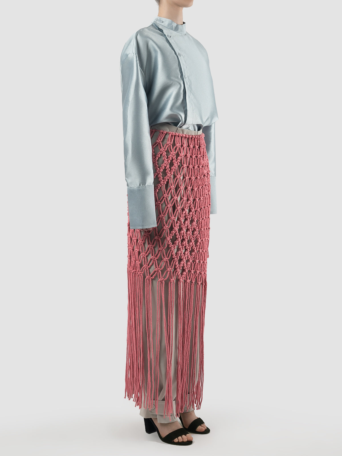 Lenka pink macrame apron
