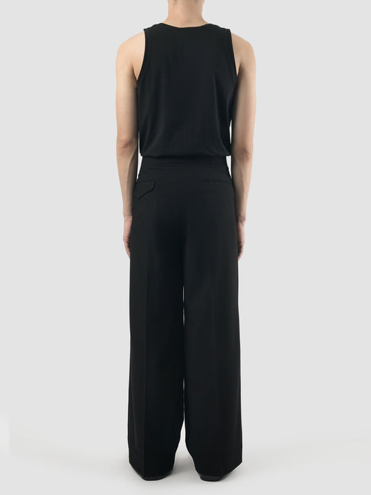 Straight Pants With Pleats In Black