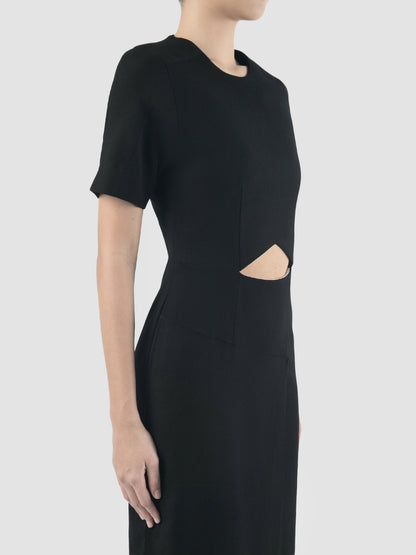 Mono cutout short-sleeved midi black dress