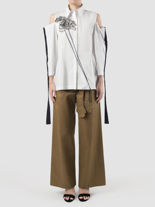 Maiko off-shouldered white shirt with navy embroidery