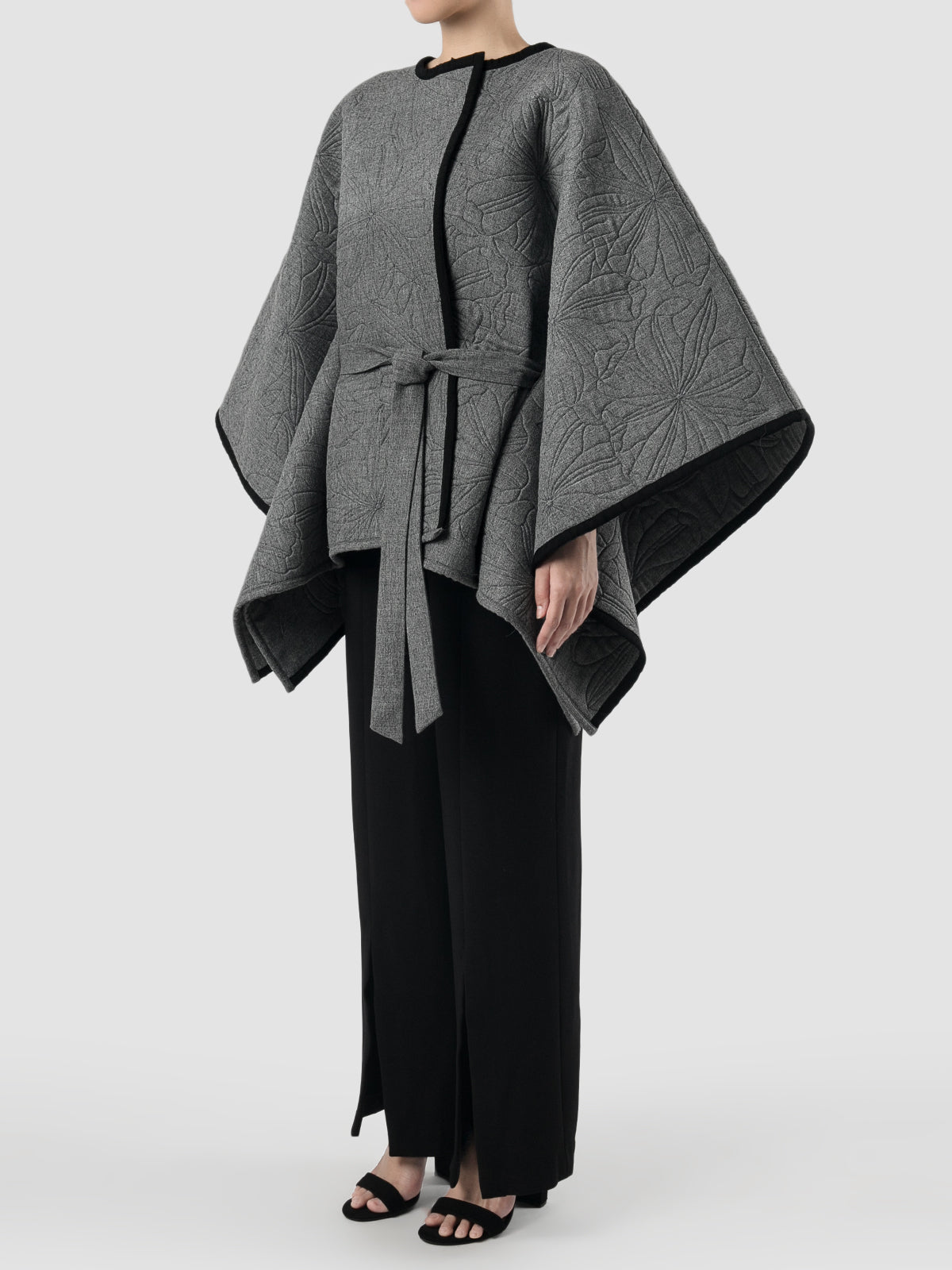 Opsis grey wool cape