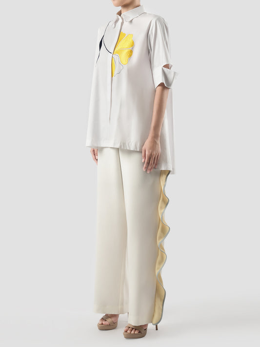 Sene short-sleeved white cotton shirt with yellow embroidery