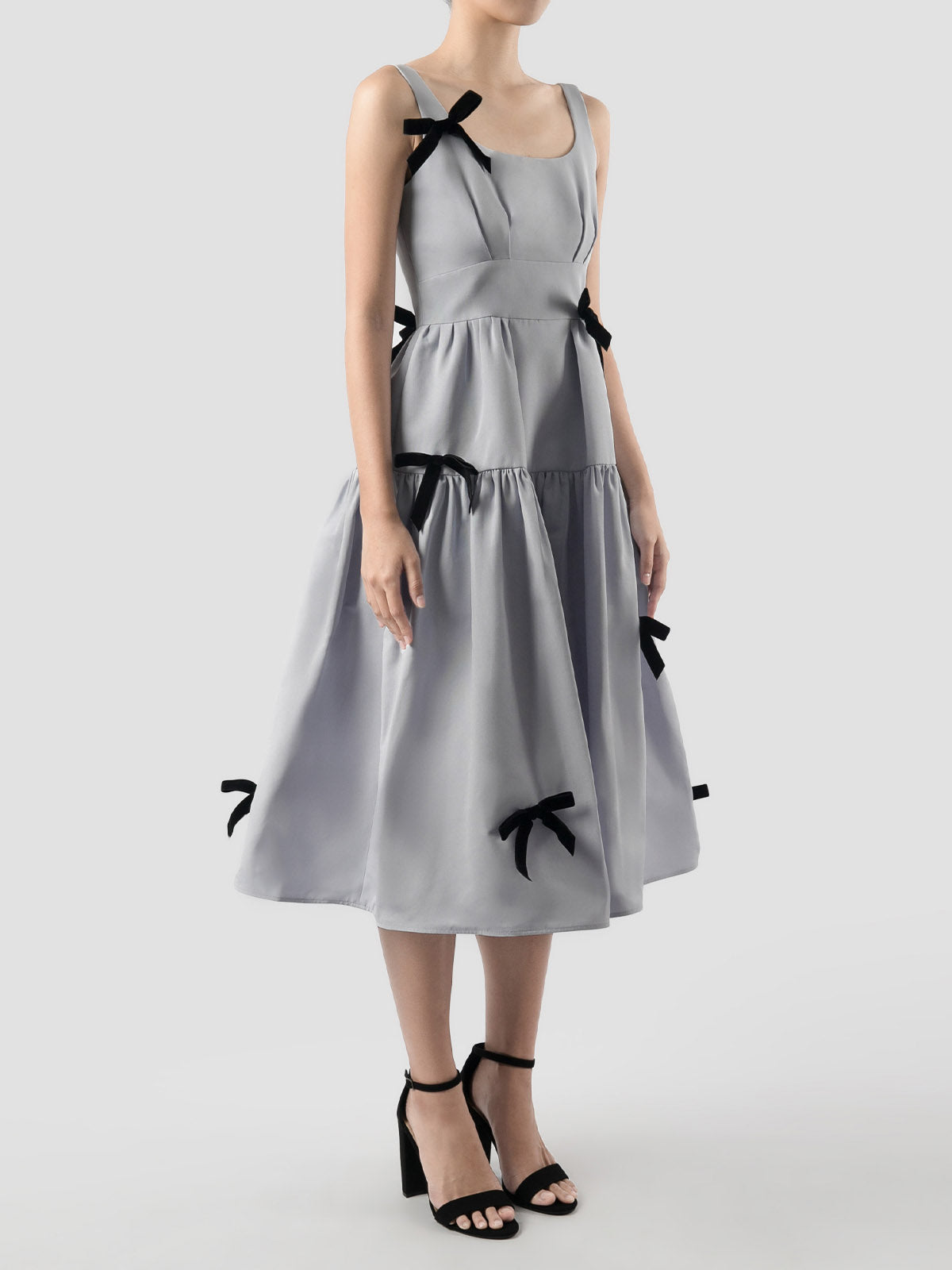 Portmanteau periwinkle purple sleeveless tiered midi dress