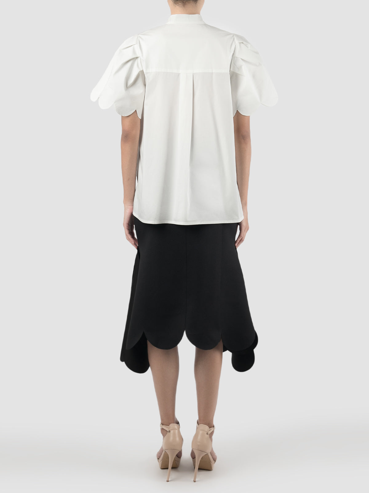 White Biennis shirt with scalloped short sleeves